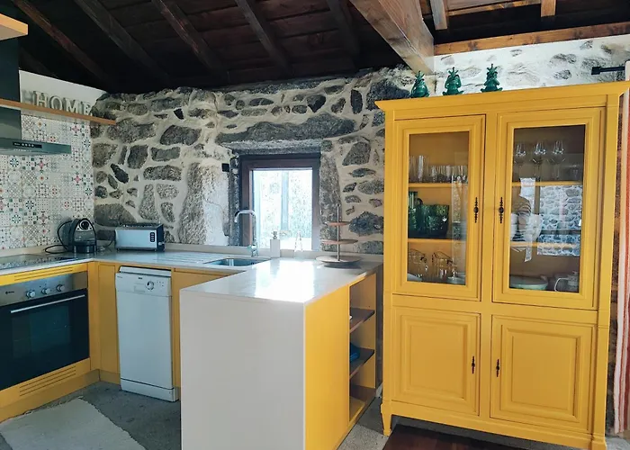 Casa Falagueiras Feriehus Castro Laboreiro