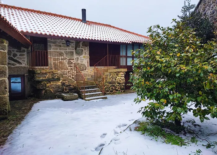Casa Falagueiras Feriehus *